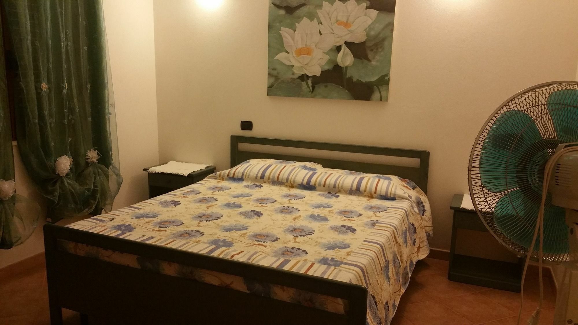Artistika Golden Apartment Capitana Exterior foto
